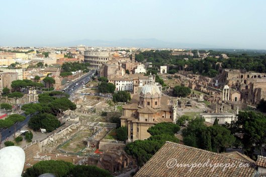 'Roma dal cielo' view from the roof of Il Vittoriano