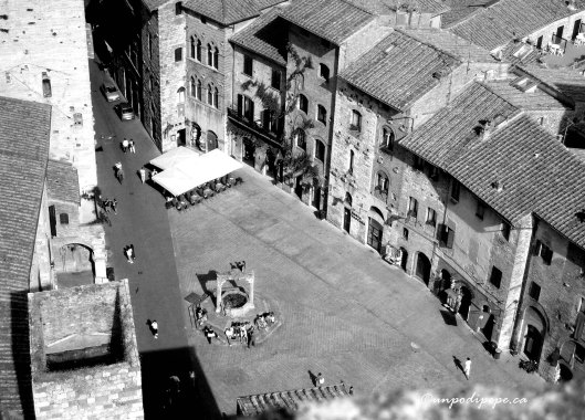 Piazza della Cisterna