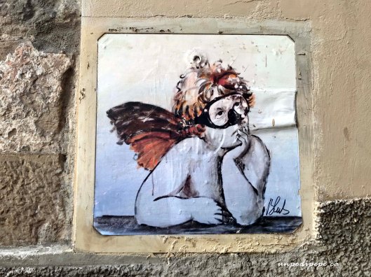 Putto Raffaello Blub street artist Firenze
