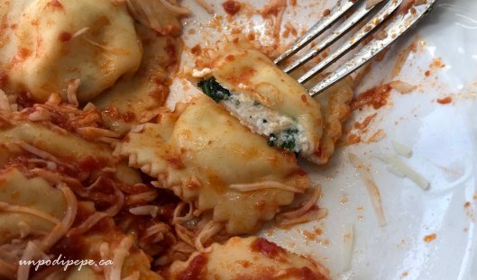 Ravioli di ricotta e spinaci