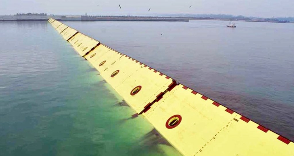 MOSE flood barrier Venezia